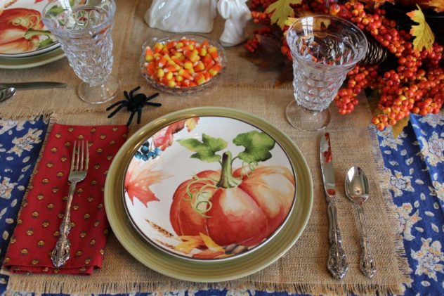 Belle Bleu Interiors-A Sweet and Spooky Halloween Table 3
