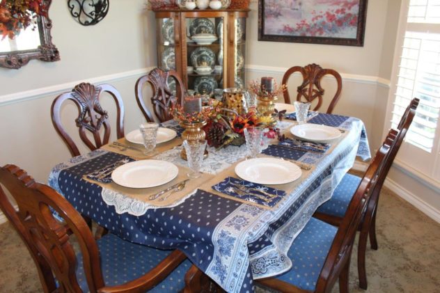Belle Bleu Interiors Casual Autumn Dinner with Friends 9