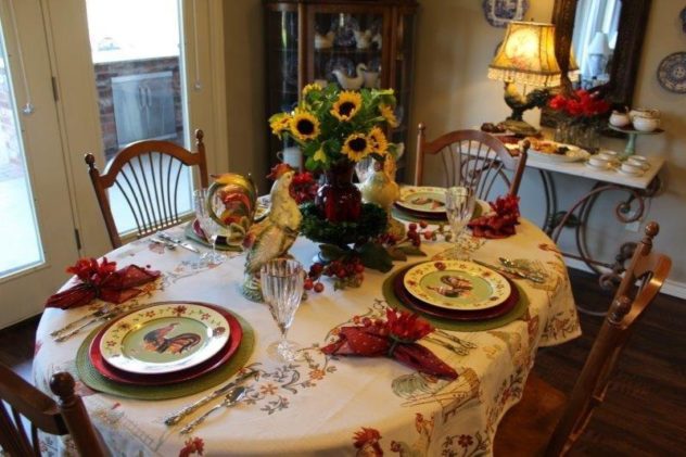 Belle Bleu Interiors Thanksgiving Tablescape Roundup 10