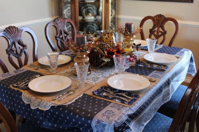 Belle Bleu Interiors Thanksgiving Tablescape Roundup 3