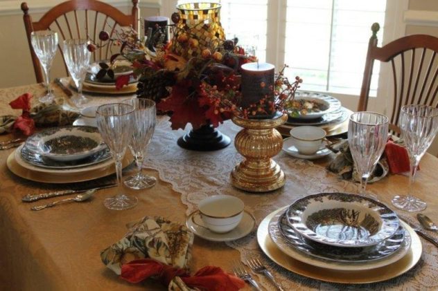 Belle Bleu Interiors Thanksgiving Tablescape Roundup 6