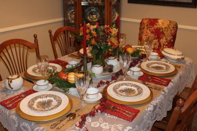 Belle Bleu Interiors Thanksgiving Tablescape Roundup 8